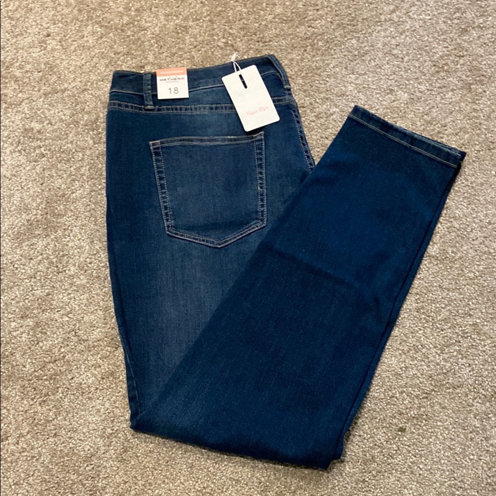 MetHera Mid-Rise Skinny Jeans